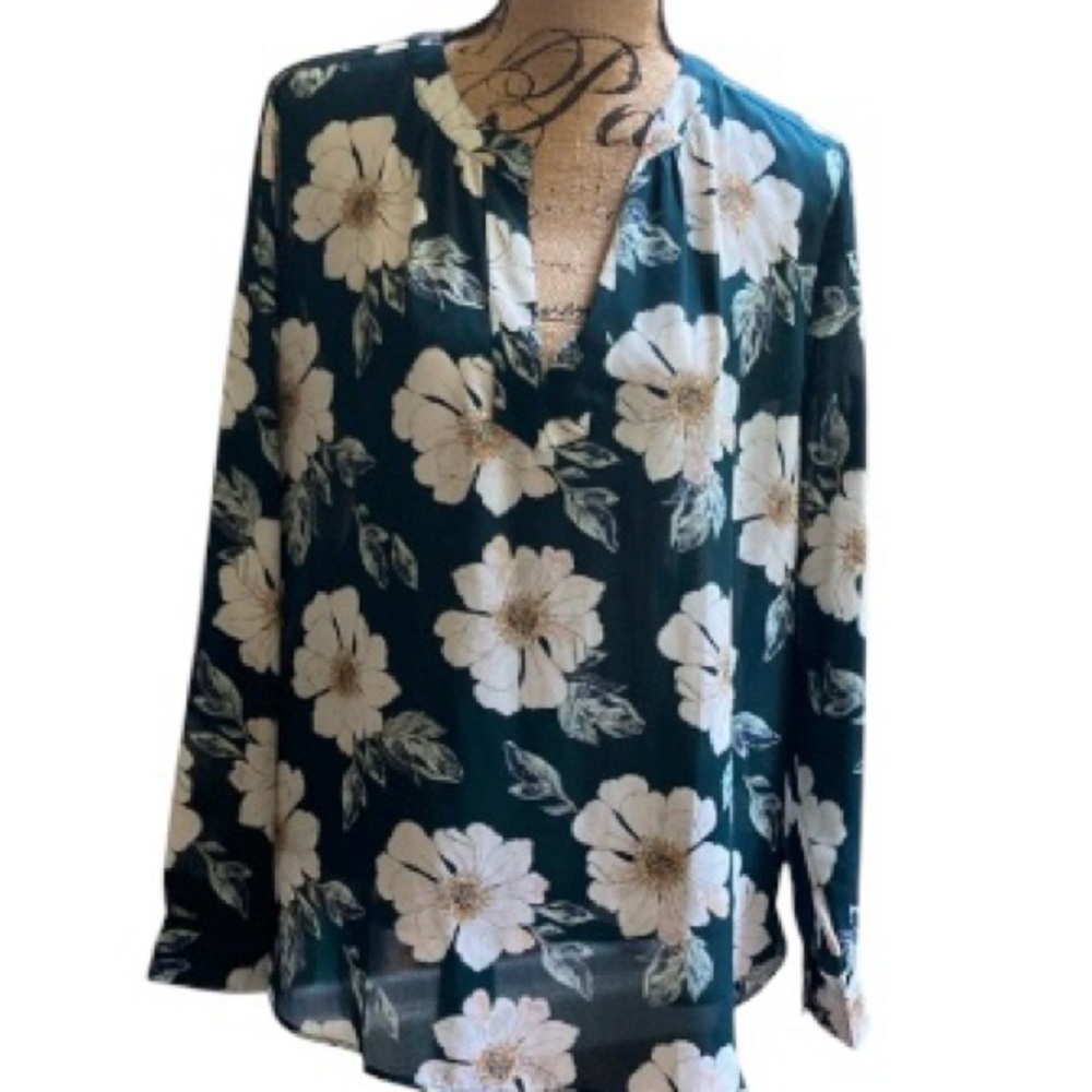 Loft Outlet Green Long Sleeved Cream Floral Loose Fit with Split-neck blouse M